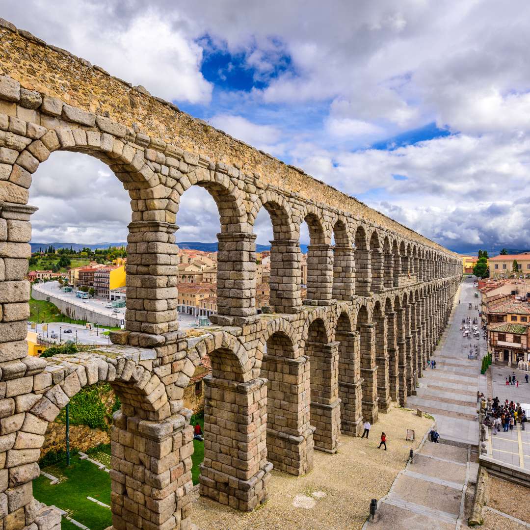 SUBASTAS-SEGOVIA-VIVIENDAS-COMPRAR-PISOS-BARATOS-OFERTAS-CESION-REMATE-ESPAÑA-CASAS-ACUEDUCTO-HISTORIA