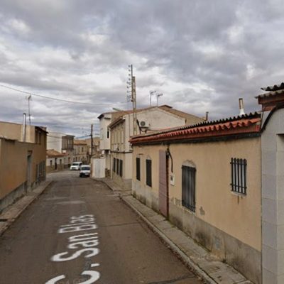 19811446-8.jpg
