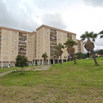 20941285-2.jpg