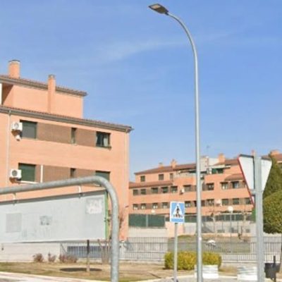 21105971-7.jpg
