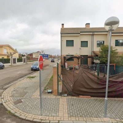 23522875-1.jpg